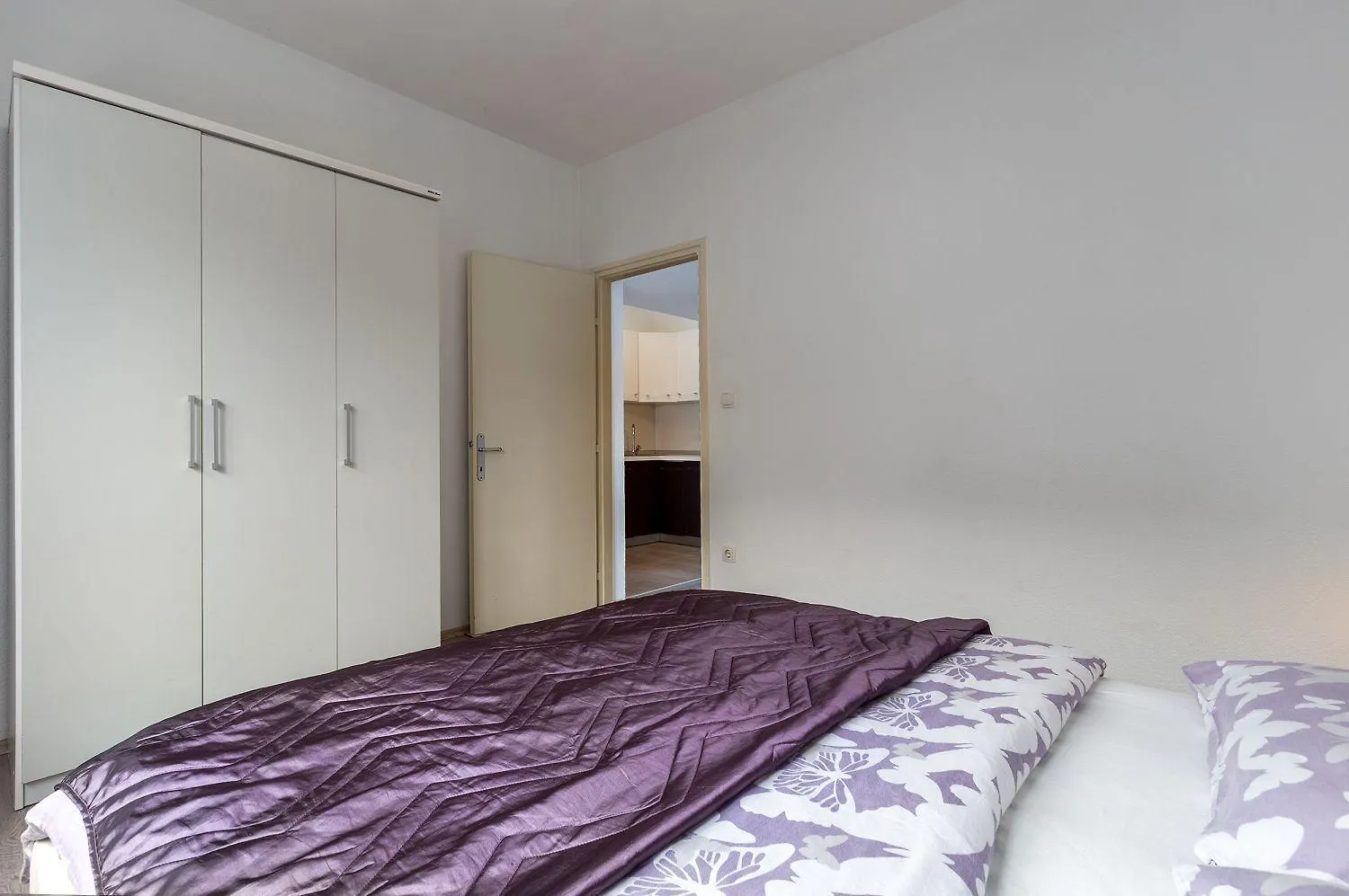 Modernes Apartment Nur 300 Meter Zum Strand Mit Terrasse, Privatparkplatz, Wifi Porec